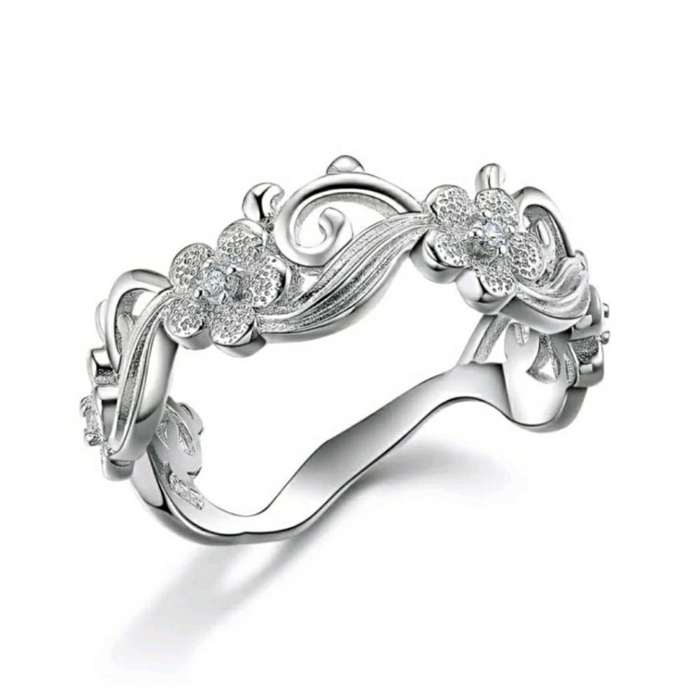 Ladie's size 7 Flower Band